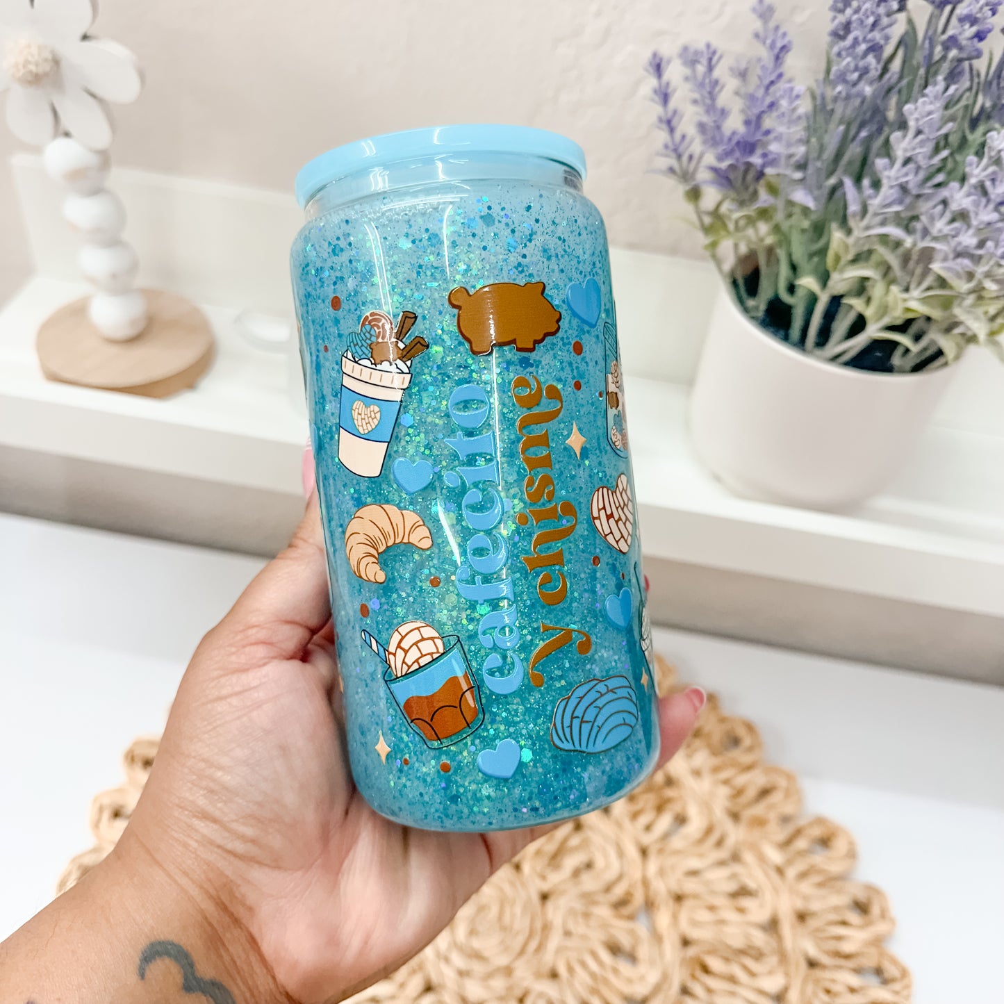 Cafecito & Chisme Azul SnowGlobe