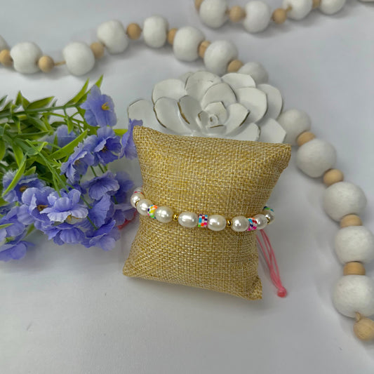 Small Pearls Adjustable Bracelet