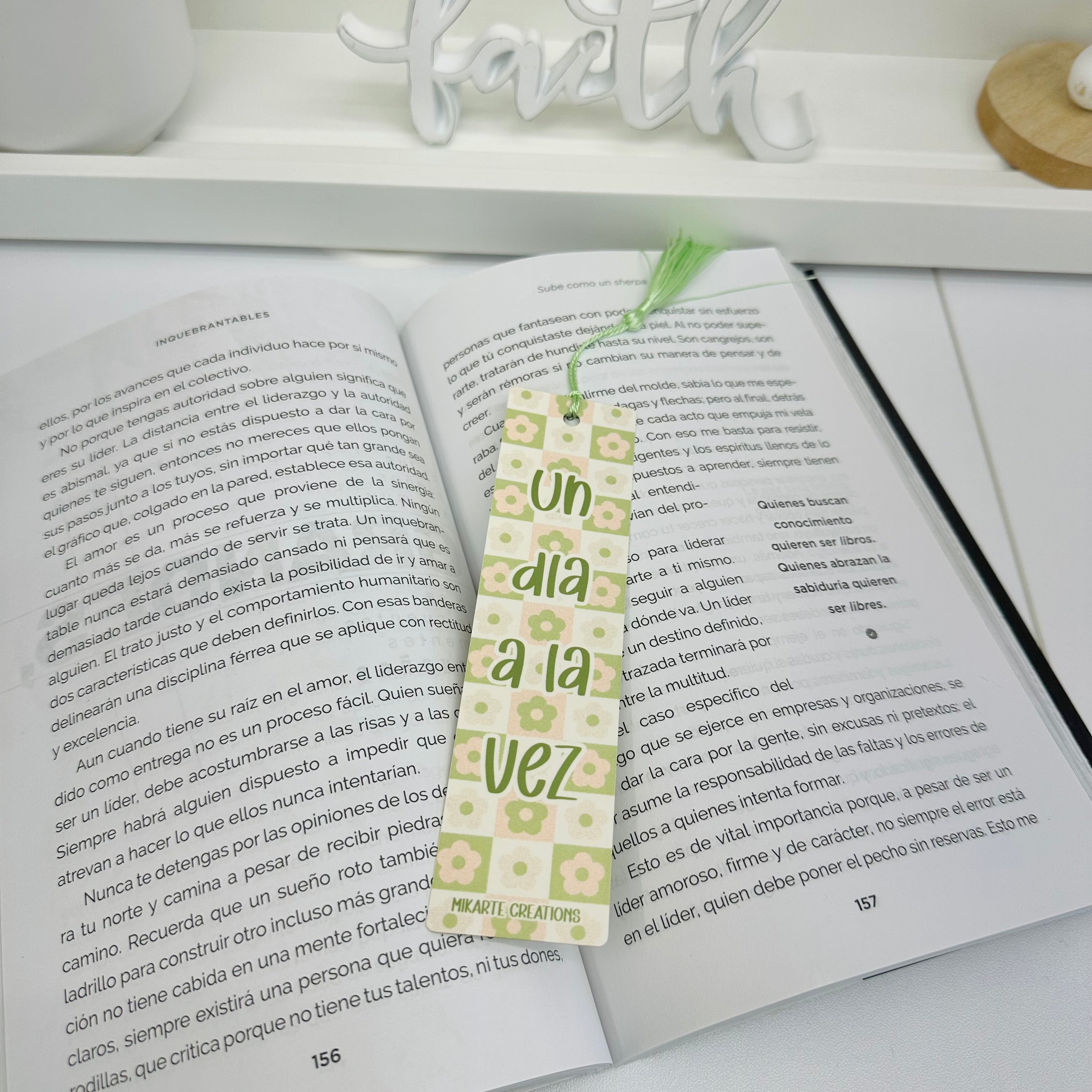 Un día a la vez - Bookmark